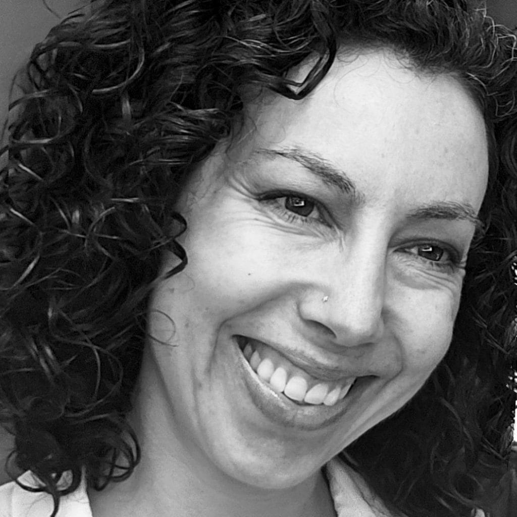 Photo of Embodied Wellbeing Coach Lindsay Craig.